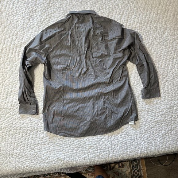 DKNY - Men's Slim Fit Stretch Dress Button Down Shirt - XL (Checkered Grey) - Picture 2 of 2